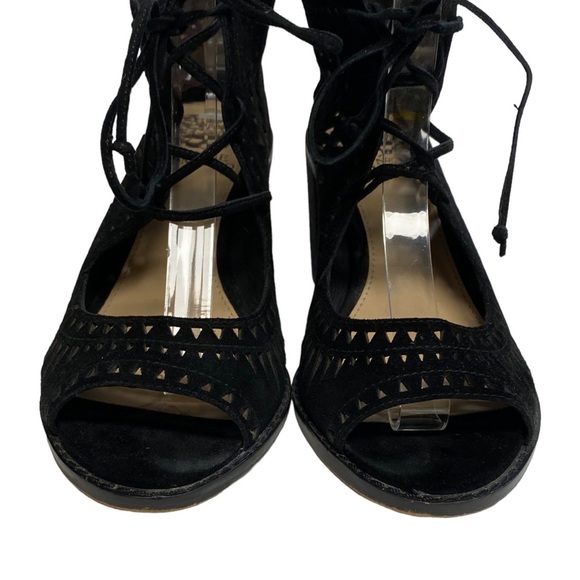 𝅺Vince Camuto Tarita Sandal Heels Laser Cut Black 7 - Picture 5 of 14
